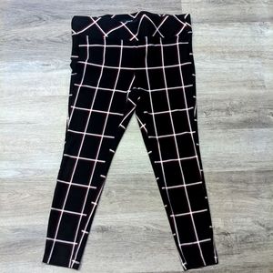 Torrid black, white and red ponte pant